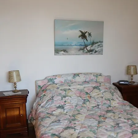 Holiday home Chez Pierrot Et Gisele Meschers-sur-Gironde