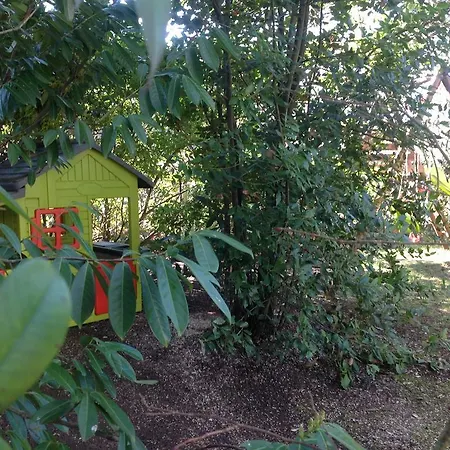 Chez Pierrot Et Gisele